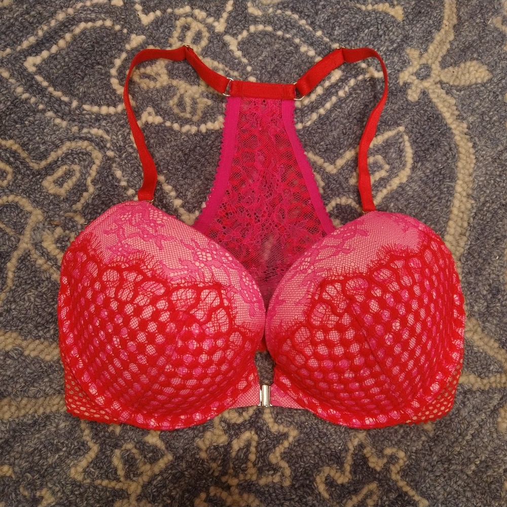 Victoria Secret Lace Halter Bra - Picture 1 of 7